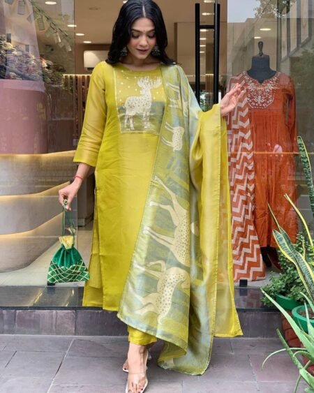 Malishka Export Women's Green Roman Silk Zari Weaving Straight Kurta Pant With Dupatta