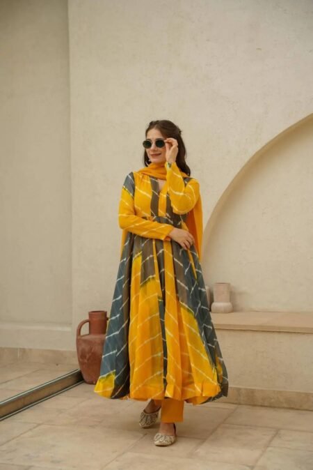 Avantini Women's Blue Organza Digital Print Anarkali Kurta Pant With Dupatta