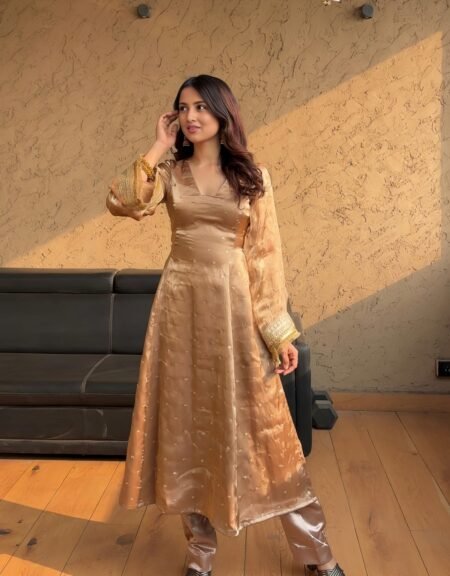 Avantini Women's White Faux Georgette Embroidered Anarkali Kurta Plazzo With Dupatta