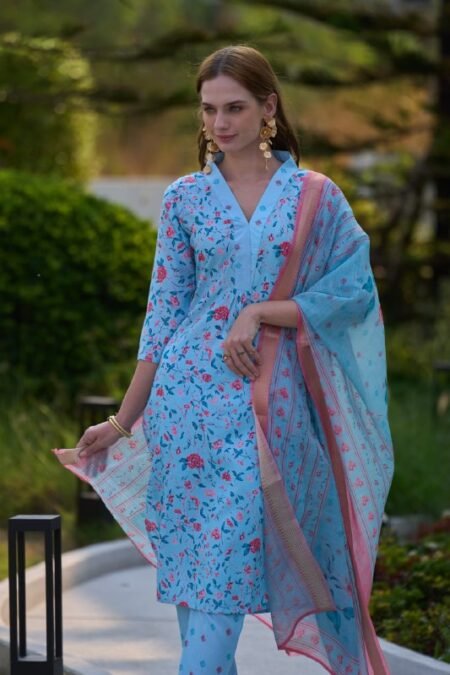 Avantini Women's Peach Tissue with floral printed and Embroidered Straight Kurta Pant With Dupatta