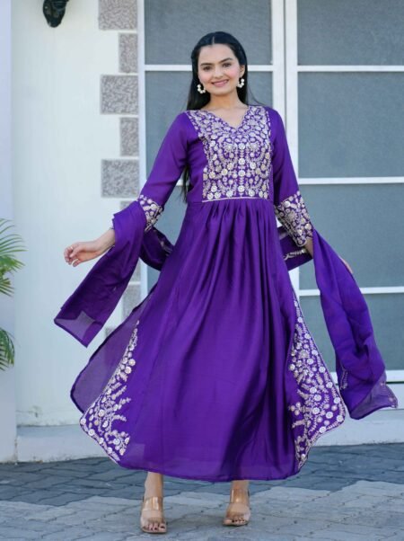 Avantini Women's Lavender Chinon Embroidered Straight Kurta Pant With Dupatta