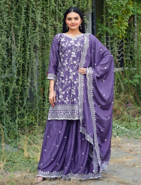 Avantini Women's Green Rangoli Sequence Straight Kurta Lehenga With Dupatta