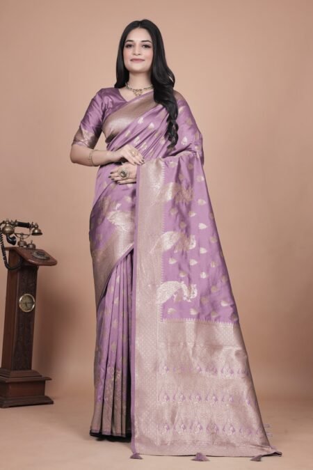 Avantini Lavender Banarasi Silk Saree with Golden Zari Weaving With Unstitched Blouse Piece
