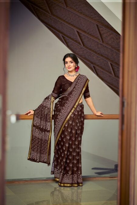 Malishka Export Cotton Printed Saree With Unstiched Blouse Piece