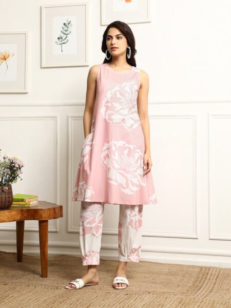 Malishka Export Women's Printed Flared Kurta With Pant Set
