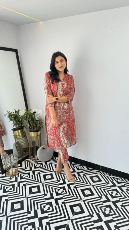 Malishka Export Women's Viscose Floral Printed Straight Kurta Set With Pant