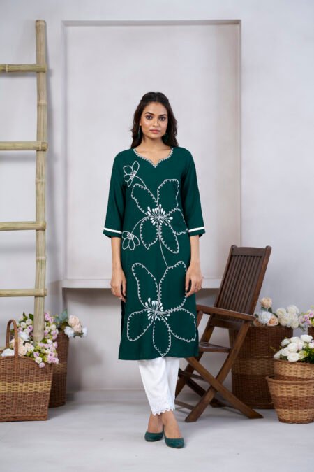 Avantini Women's Viscose Rayon Green Embroidery Kurti