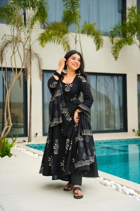 Avantini Women's Black Muslin Digital Printed Anarkali Kurta Palazzo With Dupatta