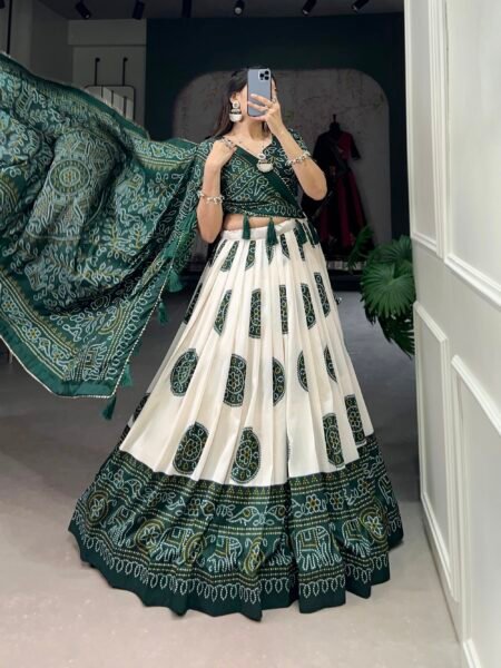 Malishka Export Womens Green Dola Silk With Foil Print Lehenga Choli Set