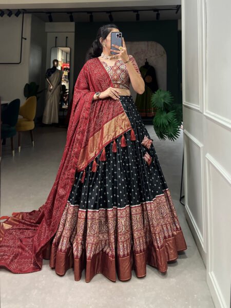 Malishka Export Womens Black Dola Silk With Foil Print Lehenga Choli Set