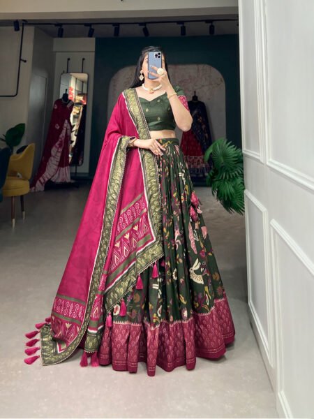 Malishka Export Womens Green Dola Silk With Foil Print Lehenga Choli Set