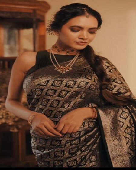 Malishka Export Jacquard Lichi Silk Black Saree With Unstiched Blouse Piece