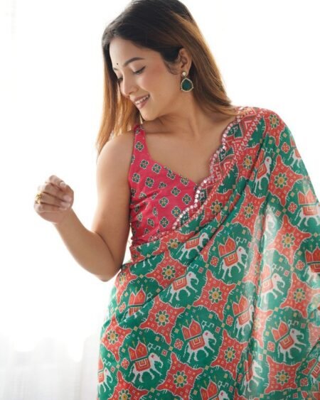 Malishka Export Mirror Lace Chinnon Green Saree With Unstiched Blouse Piece