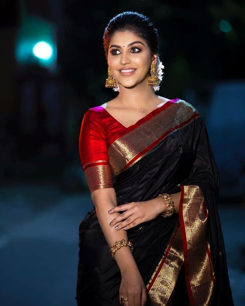 Malishka Export Jacquard Lichi Silk Black Saree With Unstiched Blouse Piece