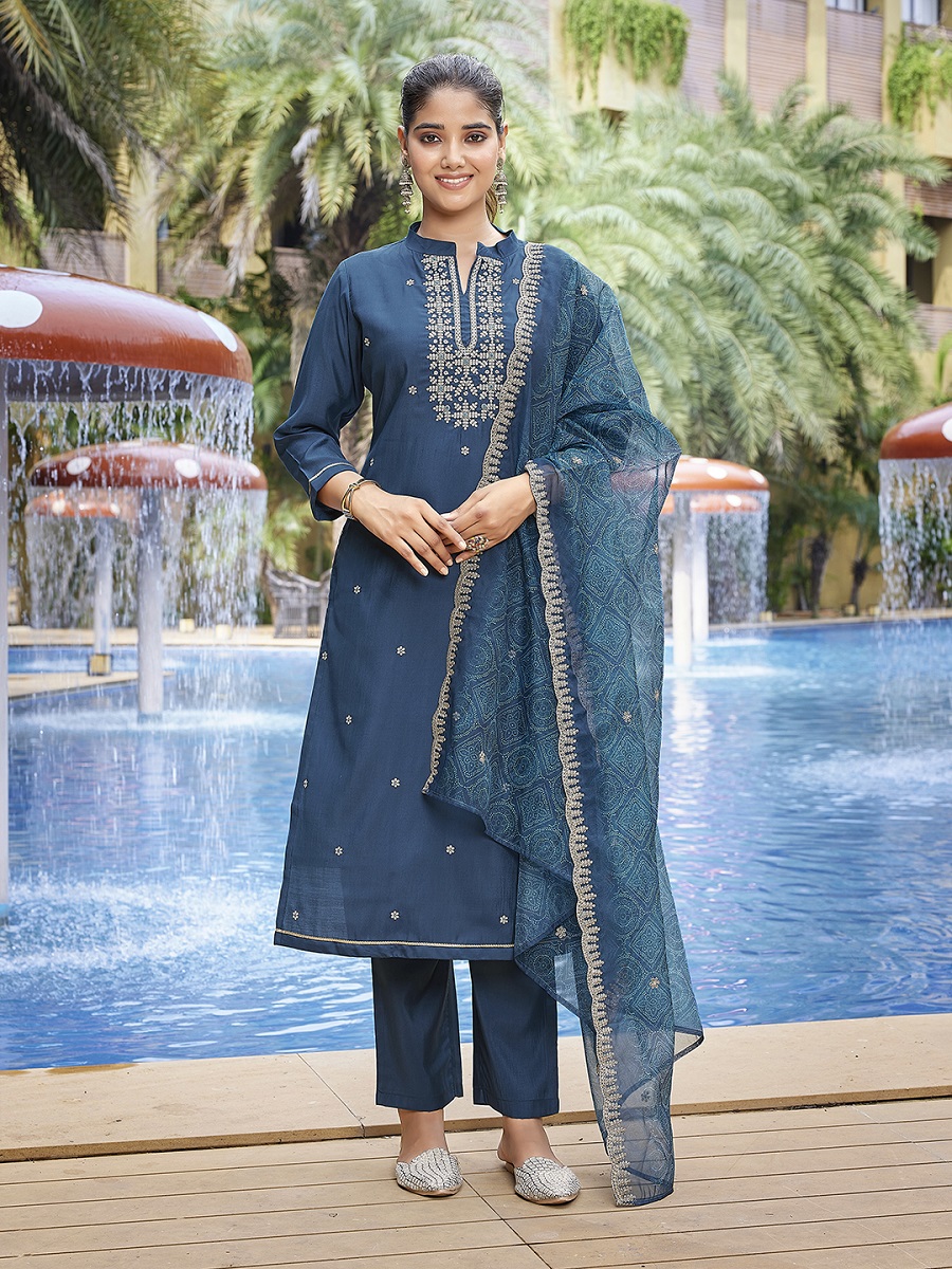 Women's Viscose Chanderi Embroidery Straight Kurta Pant With Dupatta