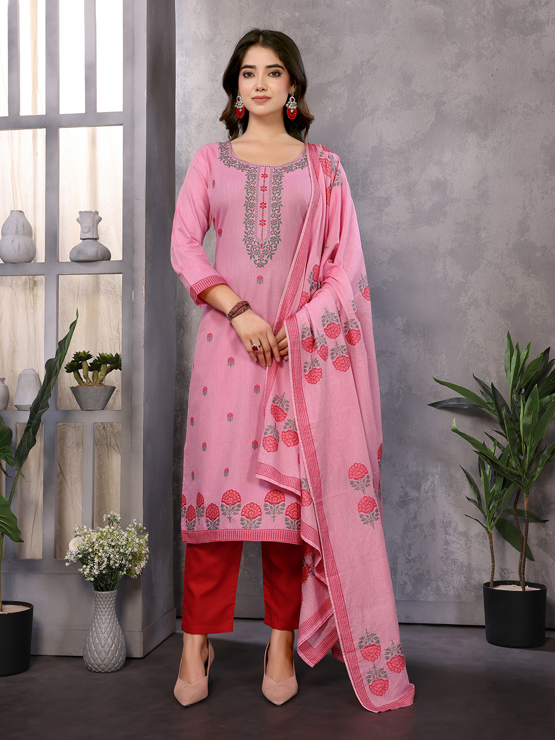 Women's Cotton Embroidery design Straight Kurta Pant With Dupatta
