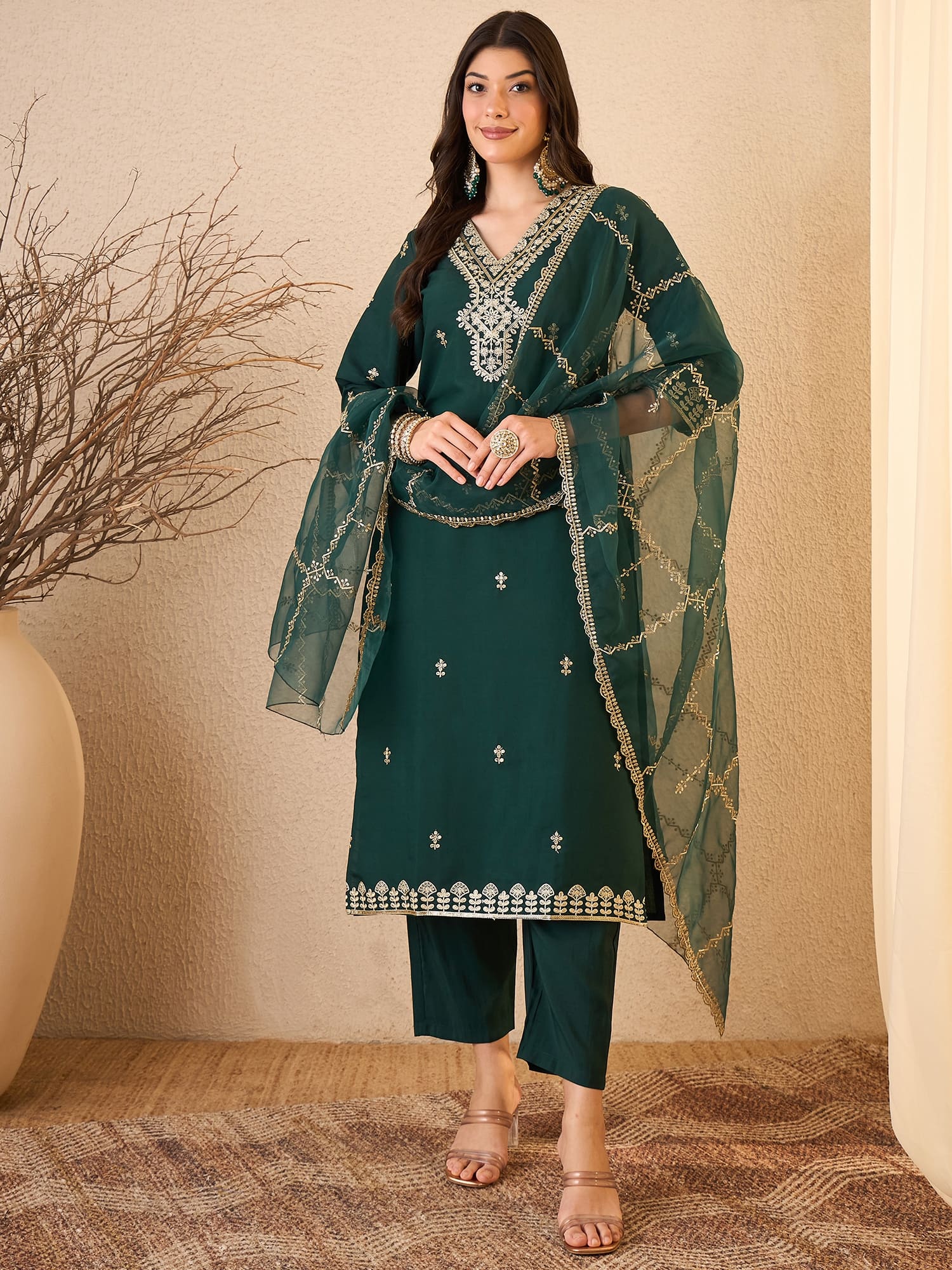 Women's Silk Blend Embroidered Straight Kurta Pant With Dupatta