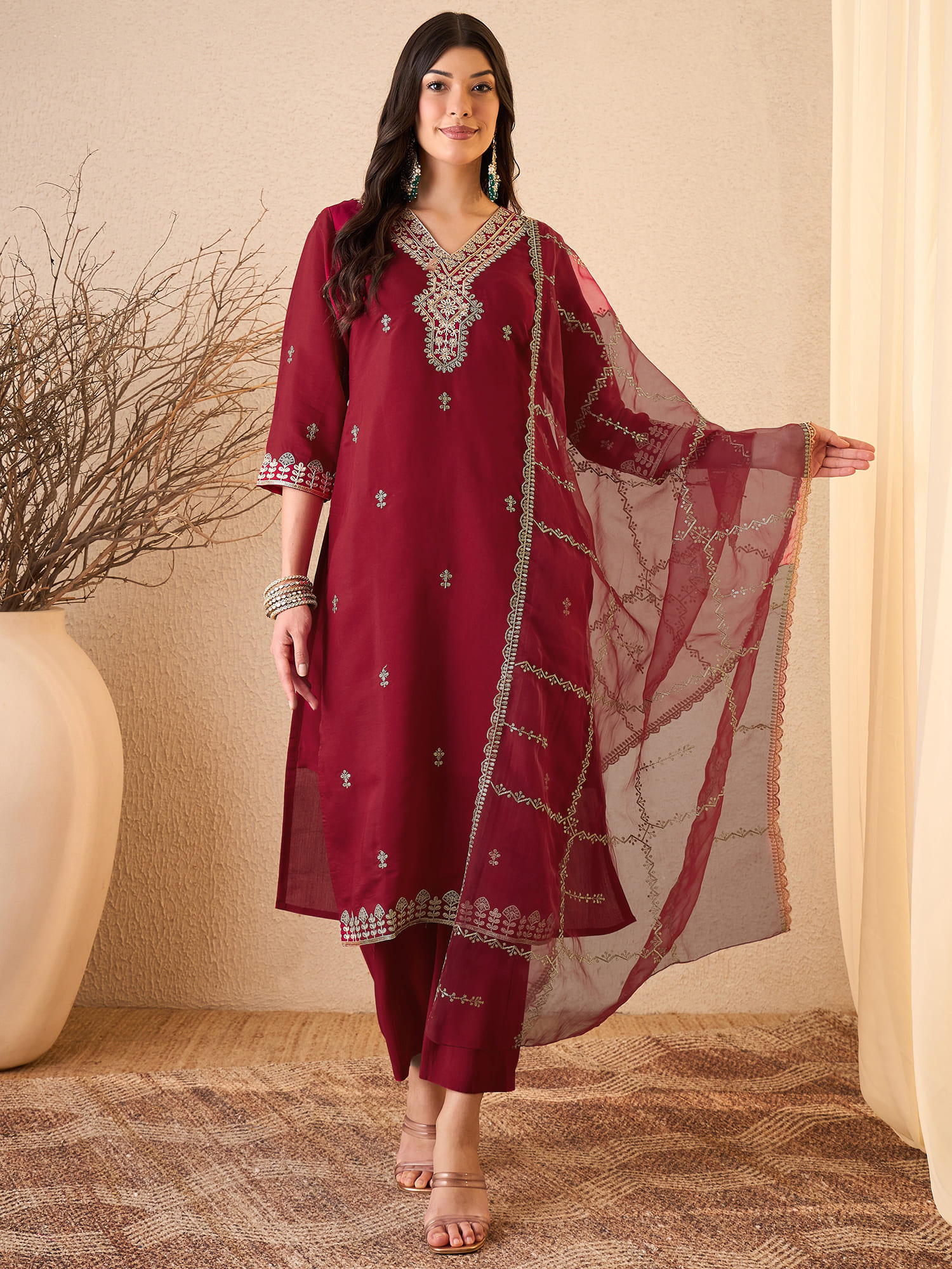 Women's Silk Blend Embroidered Straight Kurta Pant With Dupatta