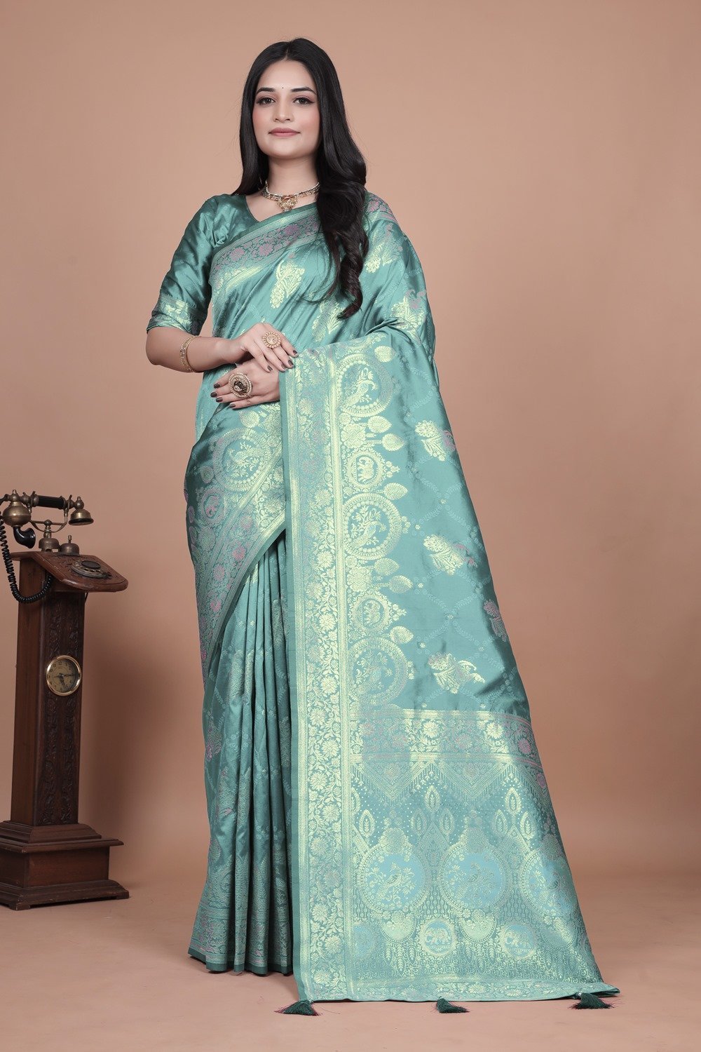 Avantini Teal Banarasi Silk Saree with Golden Zari Weaving With Unstitched Blouse Piece