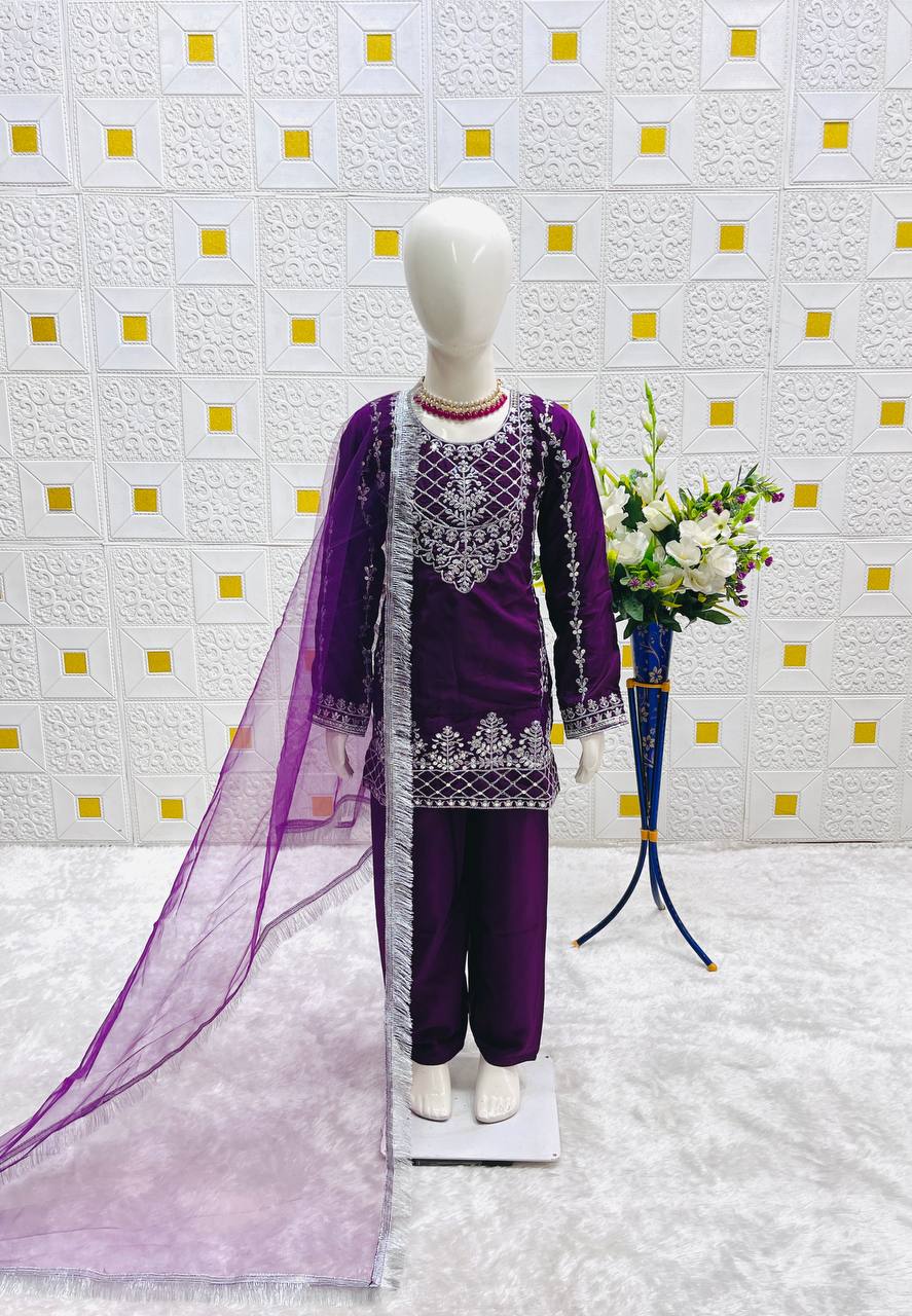 Girl's Creap Embroidery Straight Kurta Pant With Dupatta