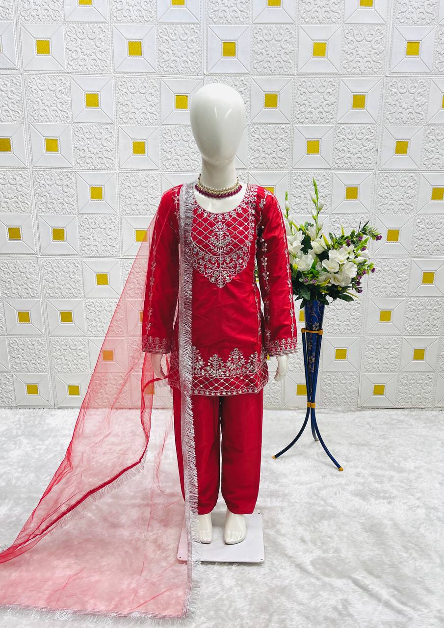 Girl's Creap Embroidery Straight Kurta Pant With Dupatta