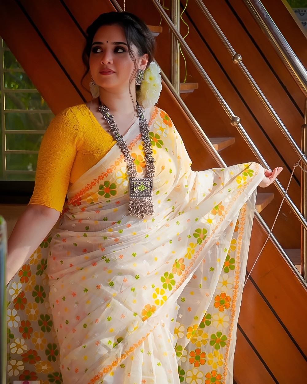 Linen Cotton Digital Print Saree With Unstiched Blouse Piece